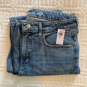 NWT Extra High Rise Wide Leg Jeans Size 10 Petite